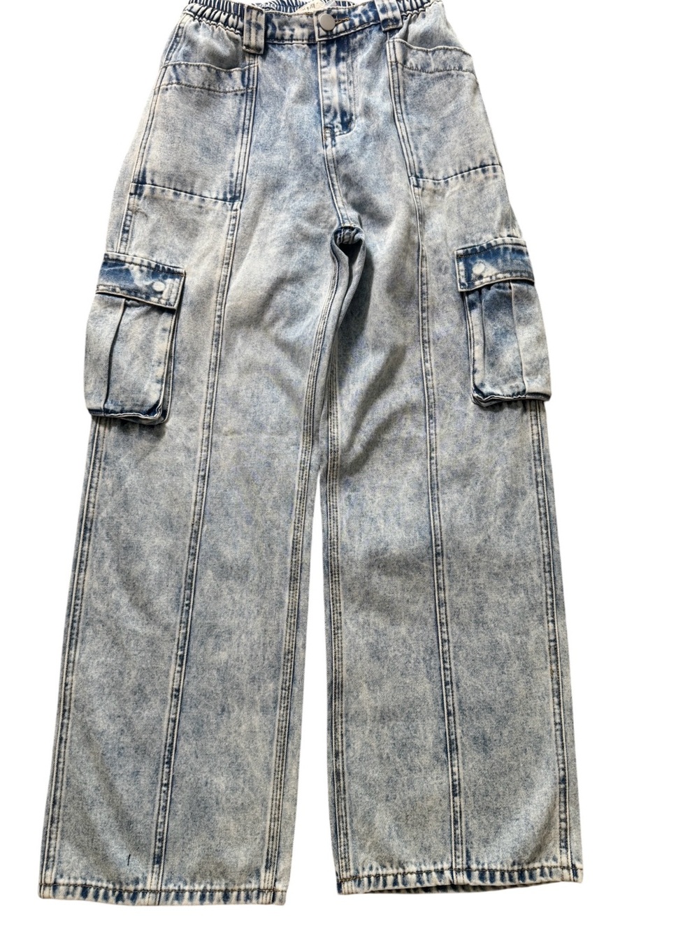 Light Wash Cargo Wide-Leg Jeans - Light Blue